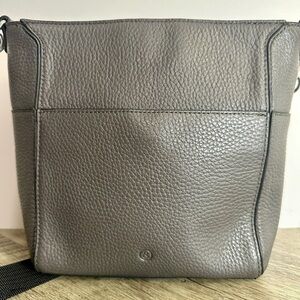 Treasure & Bond Gray Pebbled Leather Crossbody Bag Purse